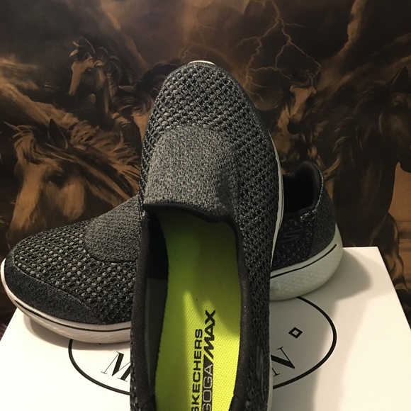 Women’s Skechers Go Walk - Picture 2 of 3